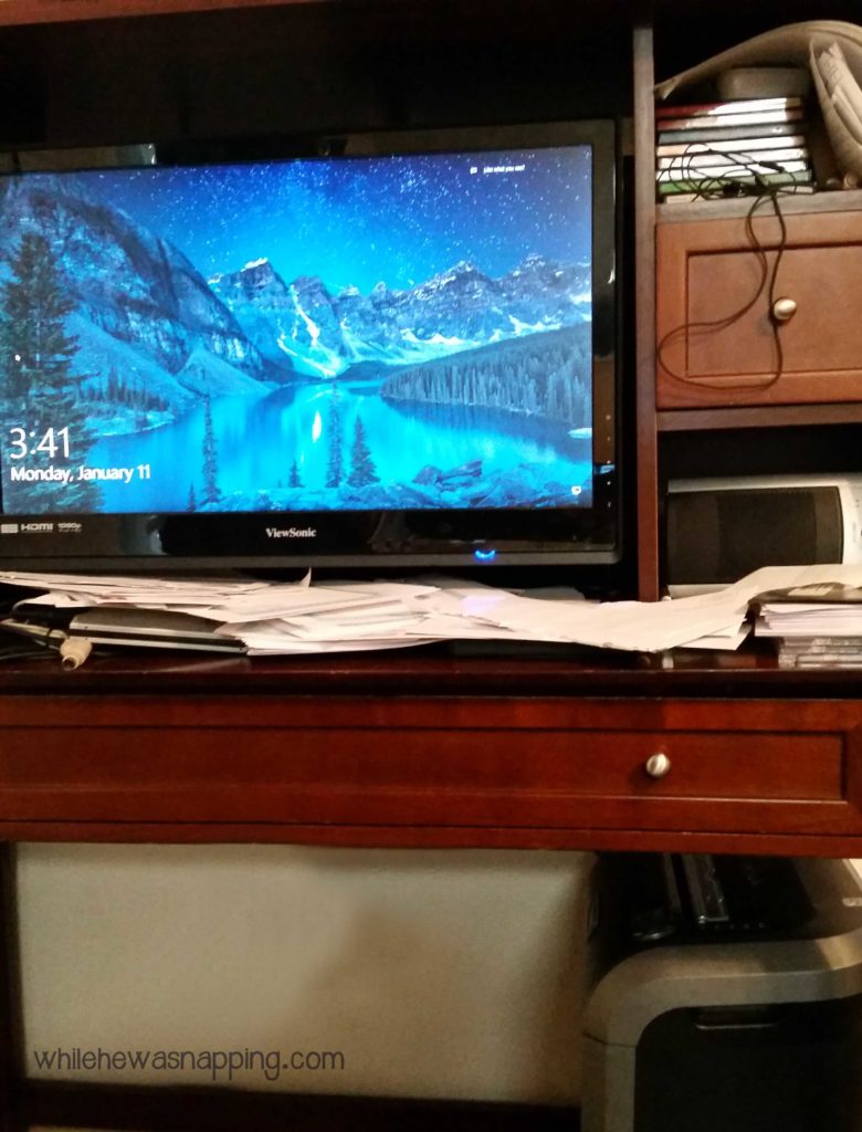 Declutter Paper From These 9 Things for a More Peaceful Home Messy Desk